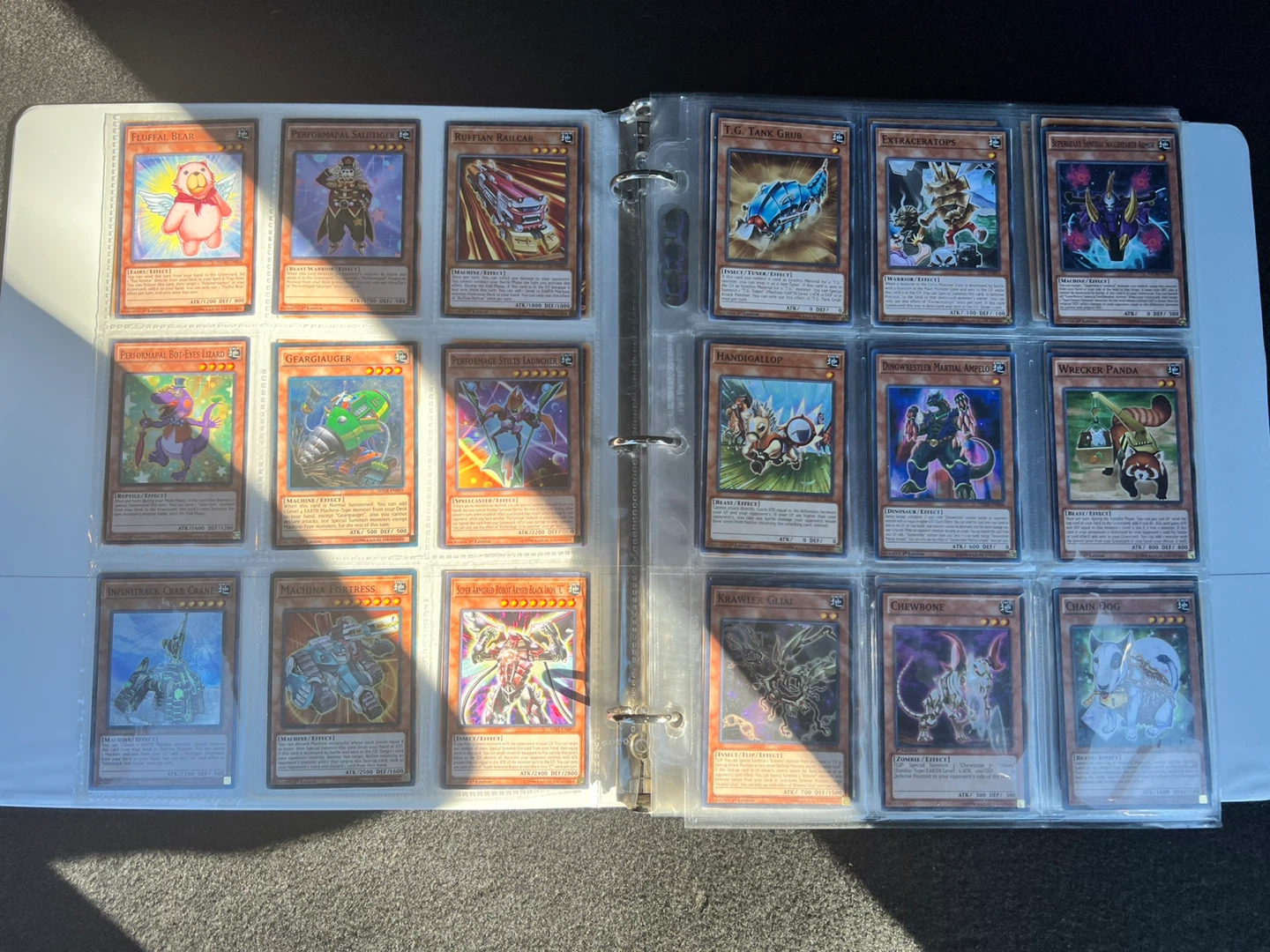 Yu-Gi-Oh! Trading Cards Binder - photo 2