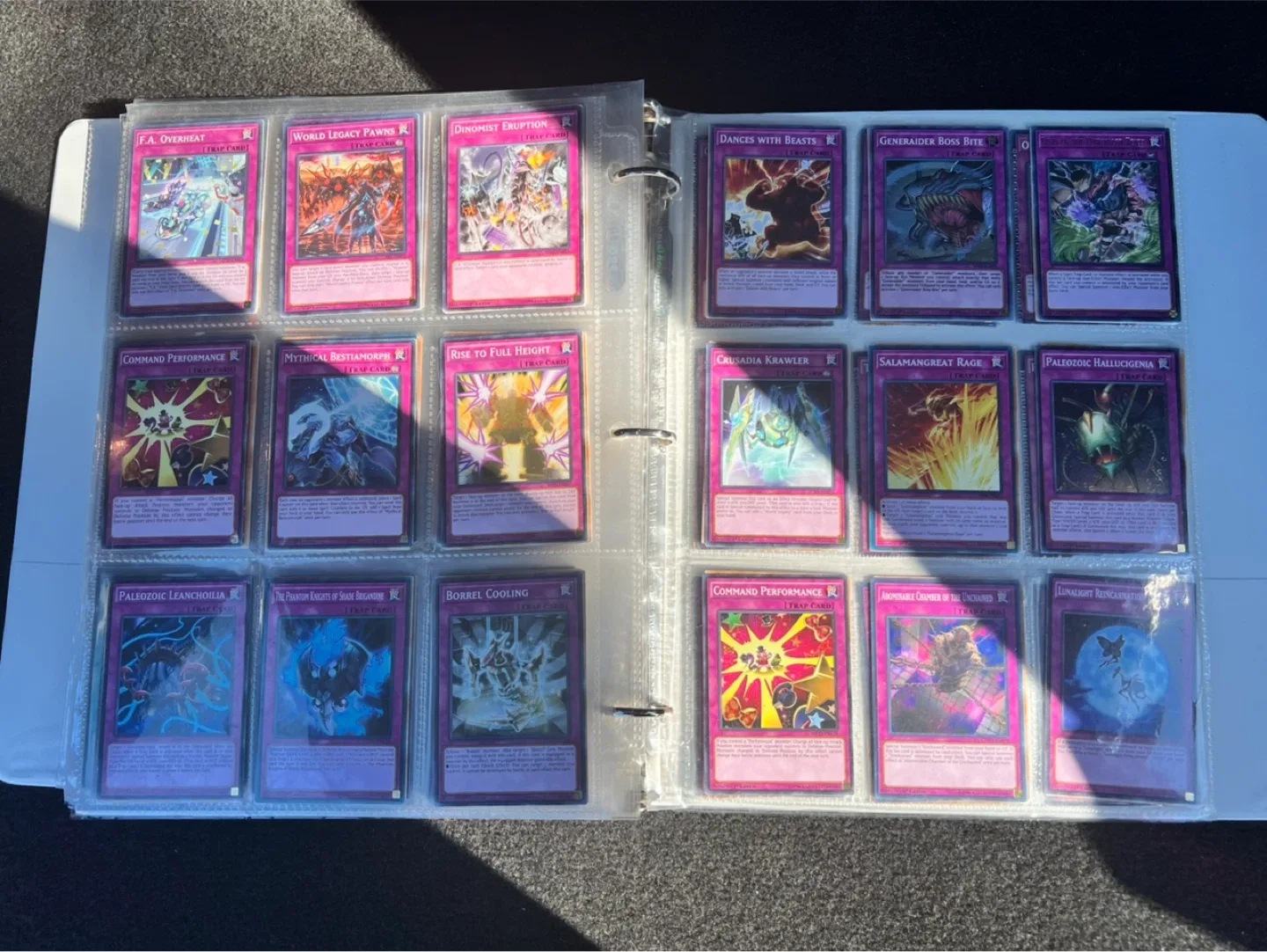 Yu-Gi-Oh! Trading Cards Binder image indicator(10)