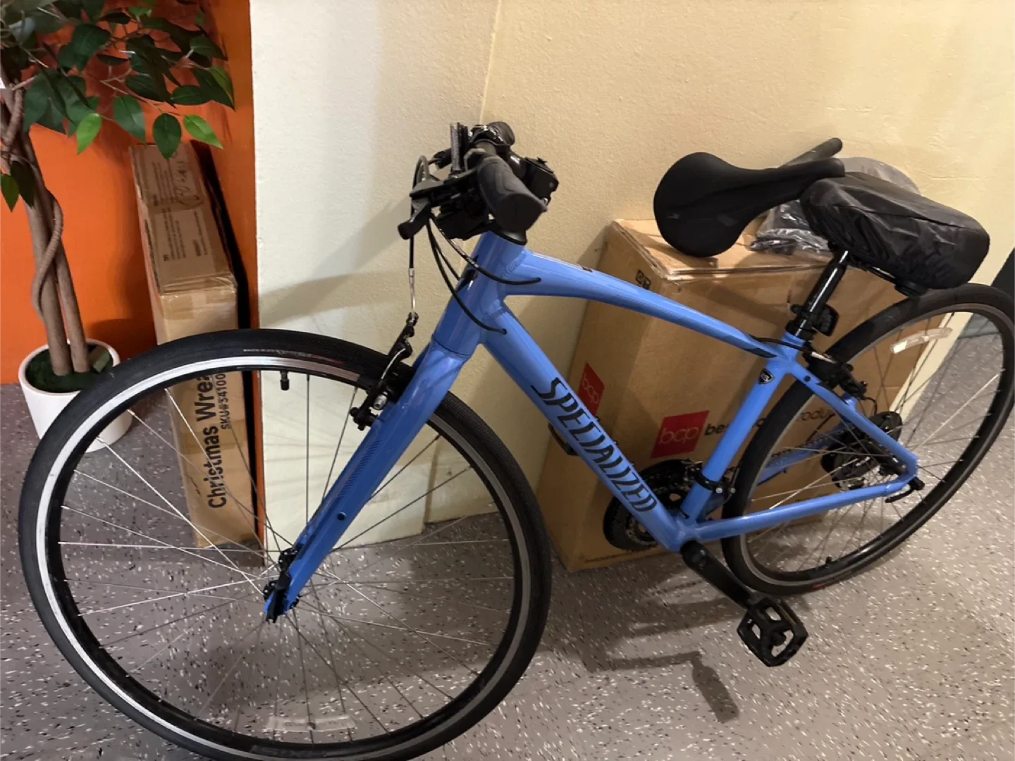 Specialized Hybrid Bike - Blue image indicator(4)