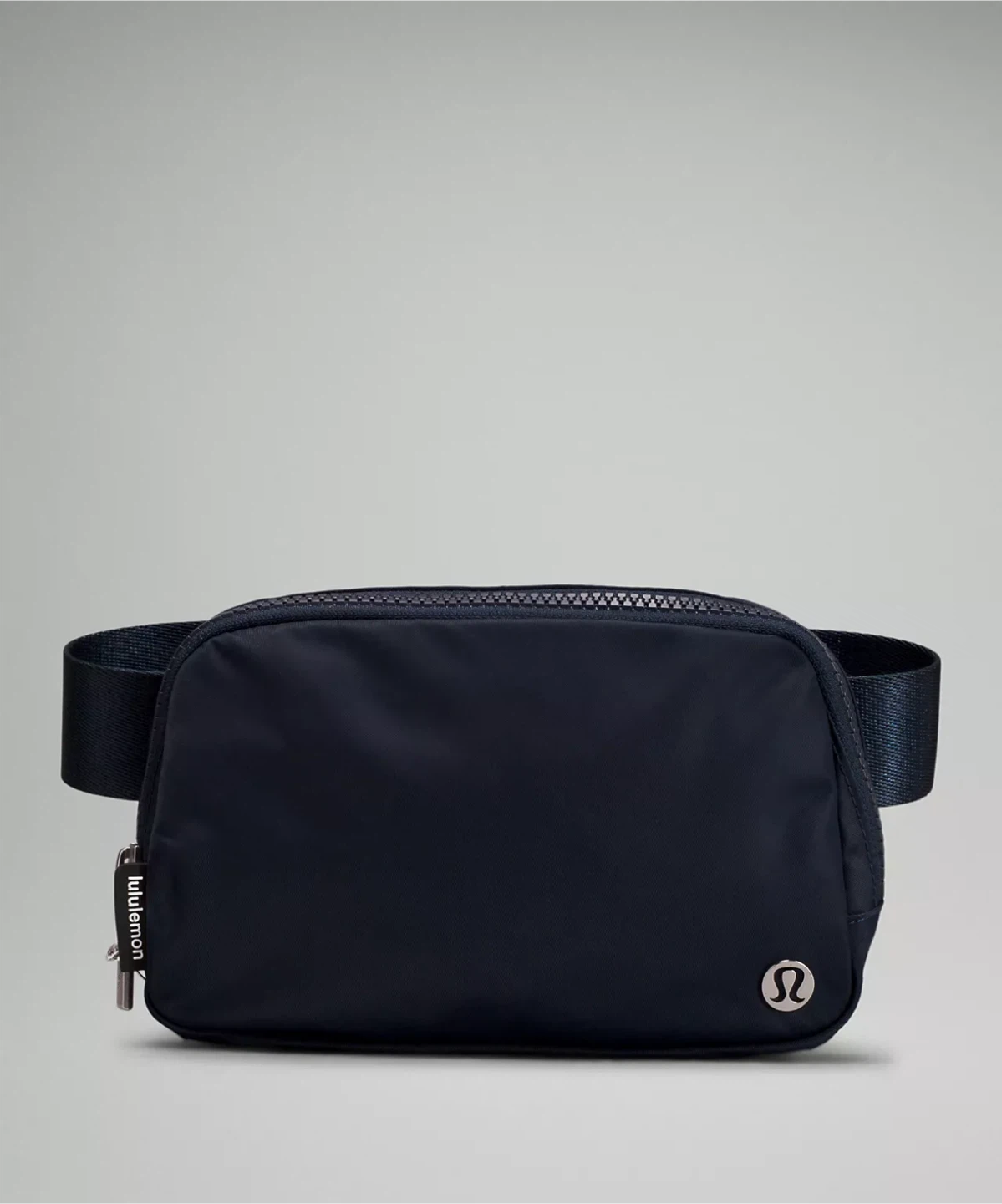 Lululemon Everywhere Belt Bag - Navy