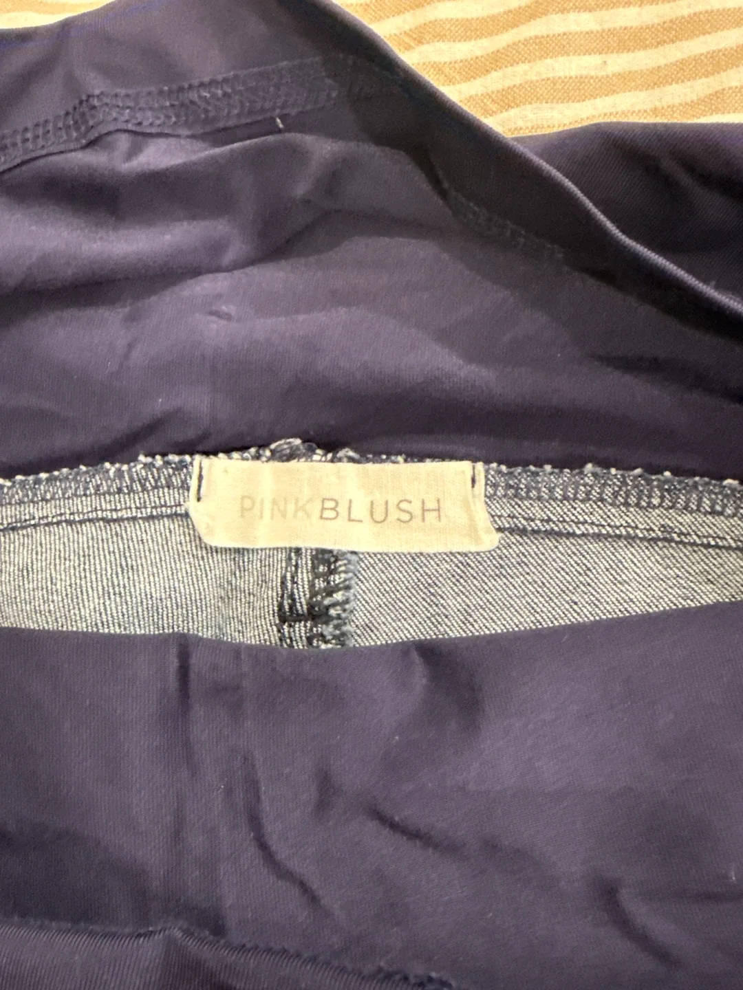 PinkBlush Maternity Jeans - Size 28 image indicator(4)