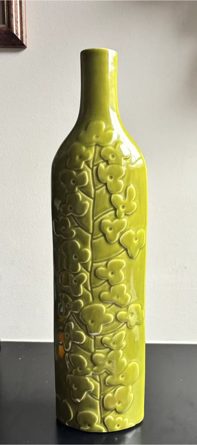 Green Decorative Tall Vase thumbnail