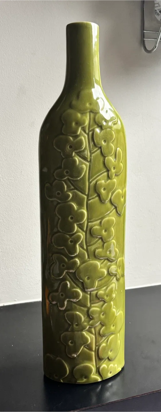 Green Decorative Tall Vase image indicator(2)