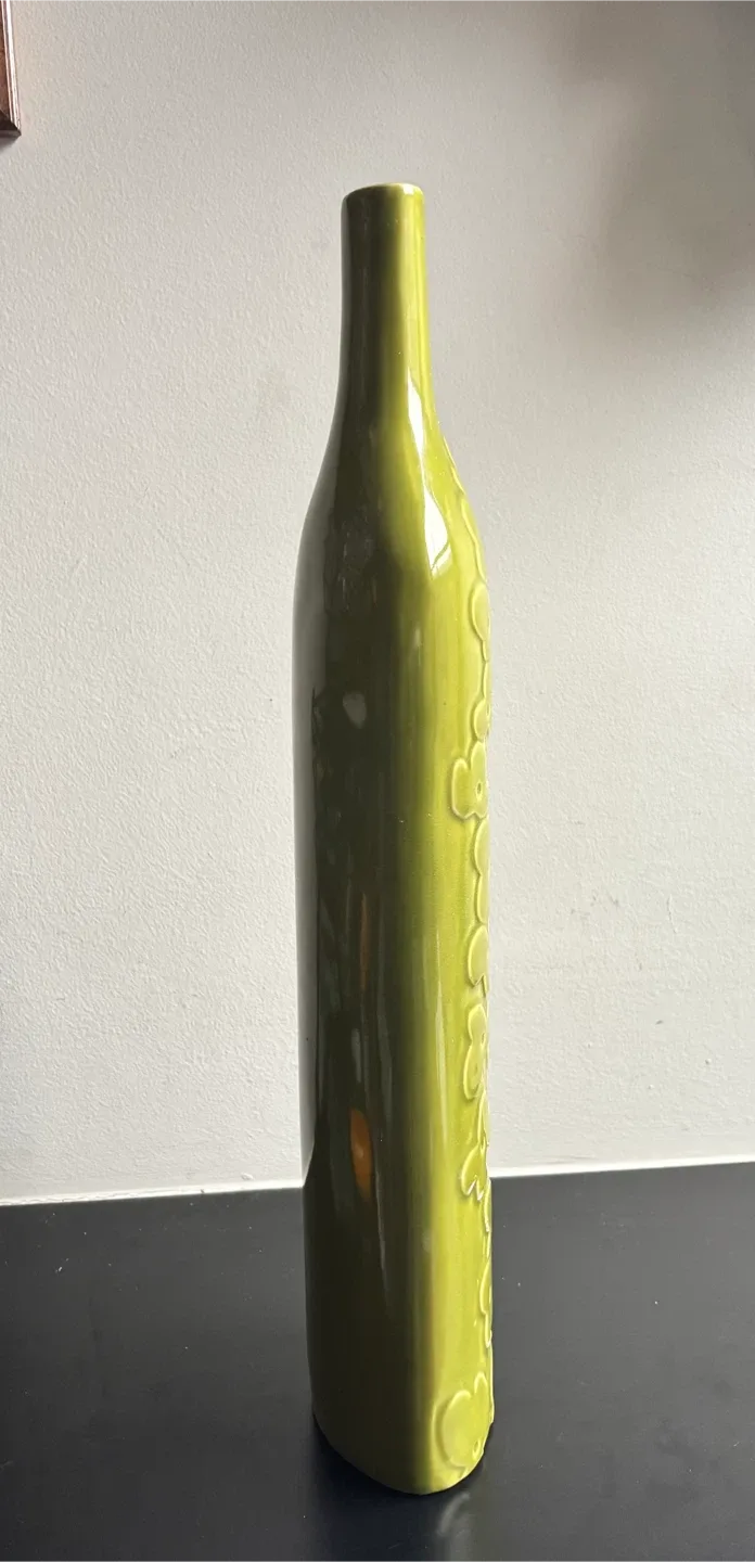 Green Decorative Tall Vase image indicator(3)