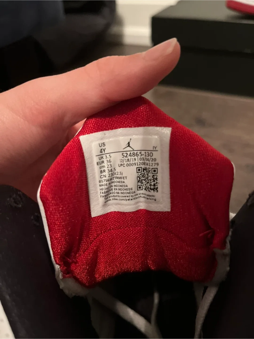 Jordan Flight 45 High (GS) Size 4Y image indicator(4)