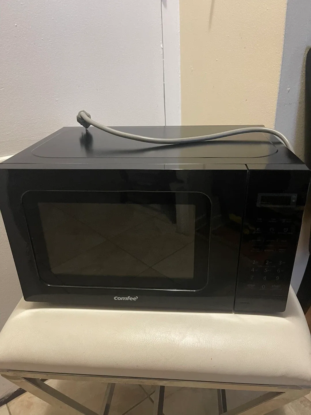 Comfee Microwave - Black thumbnail