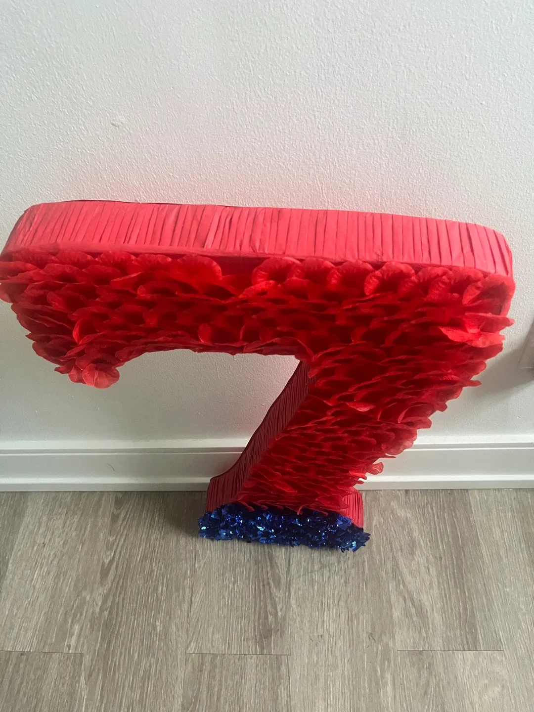 Number 7 Pinata - Red & Blue image indicator(2)