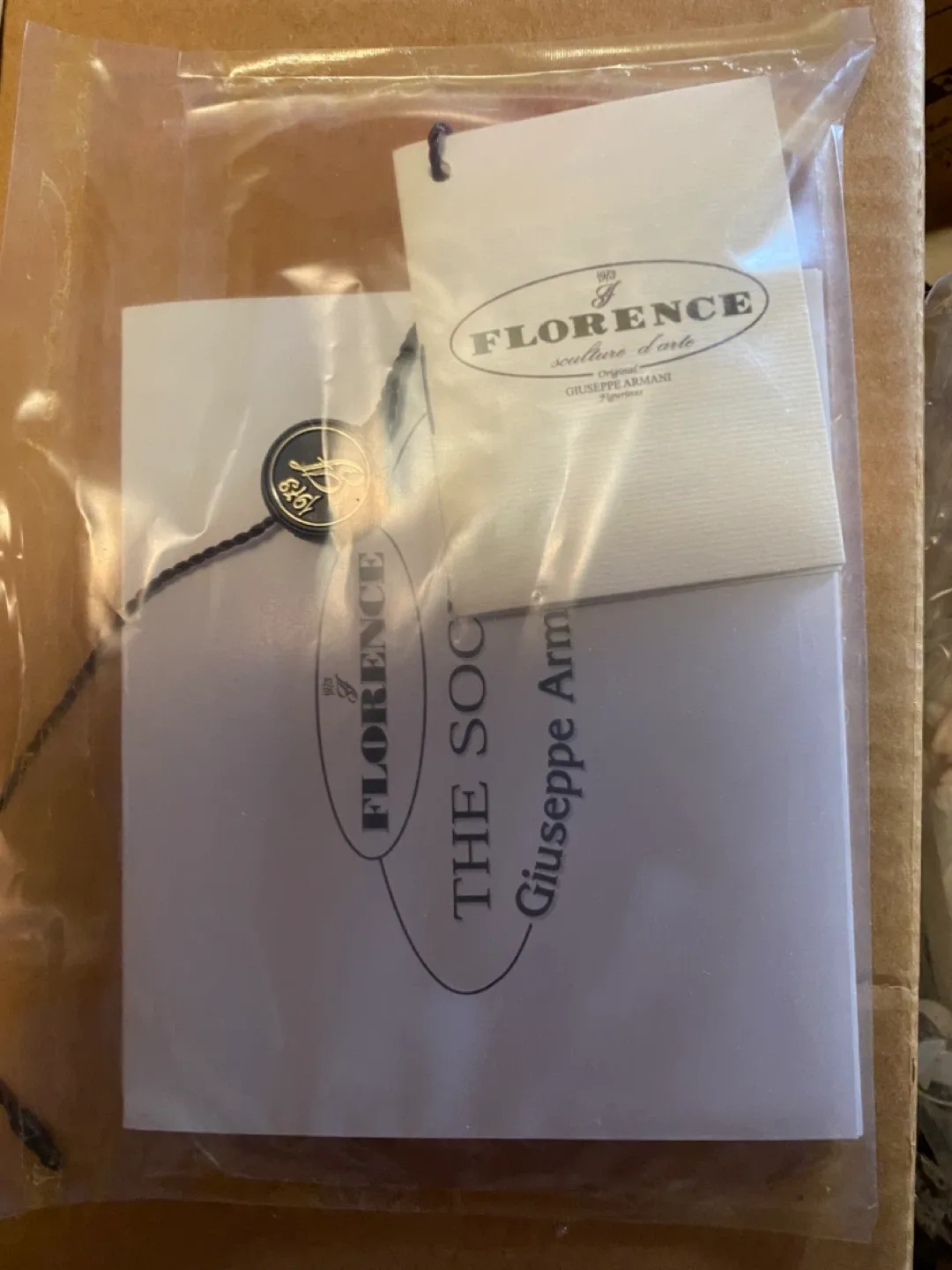 Florence Giuseppe Armani Figurine - As Time Goes By image indicator(5)