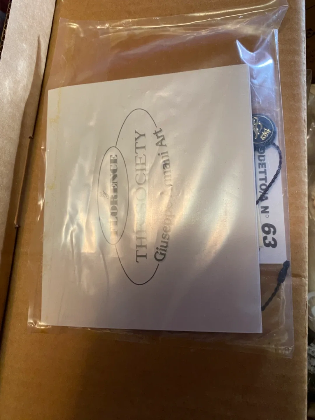 Florence Giuseppe Armani Figurine - As Time Goes By image indicator(4)