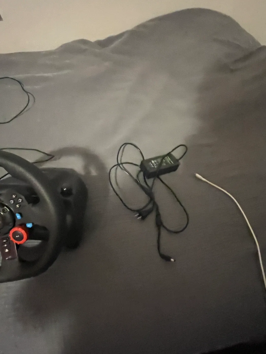Selling Logitech G29 wheel image indicator(2)