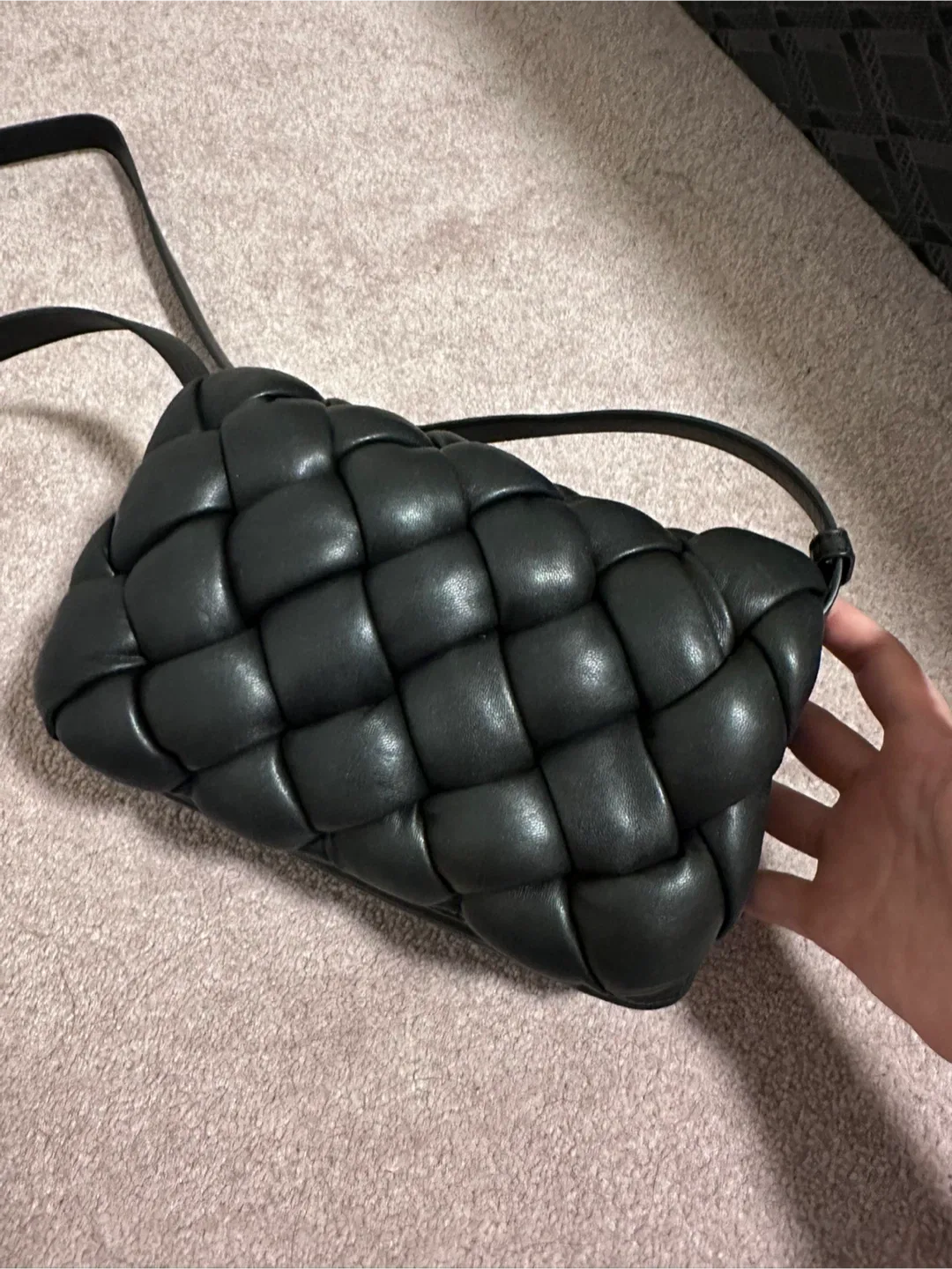 JW PEI Gabbi Bag Black image indicator(4)