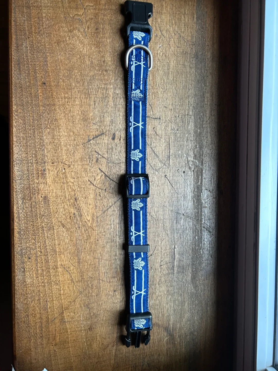 TORONTO MAPLE LEAFS NHL DOG COLLAR hockey pet Sz M L  XL image indicator(2)