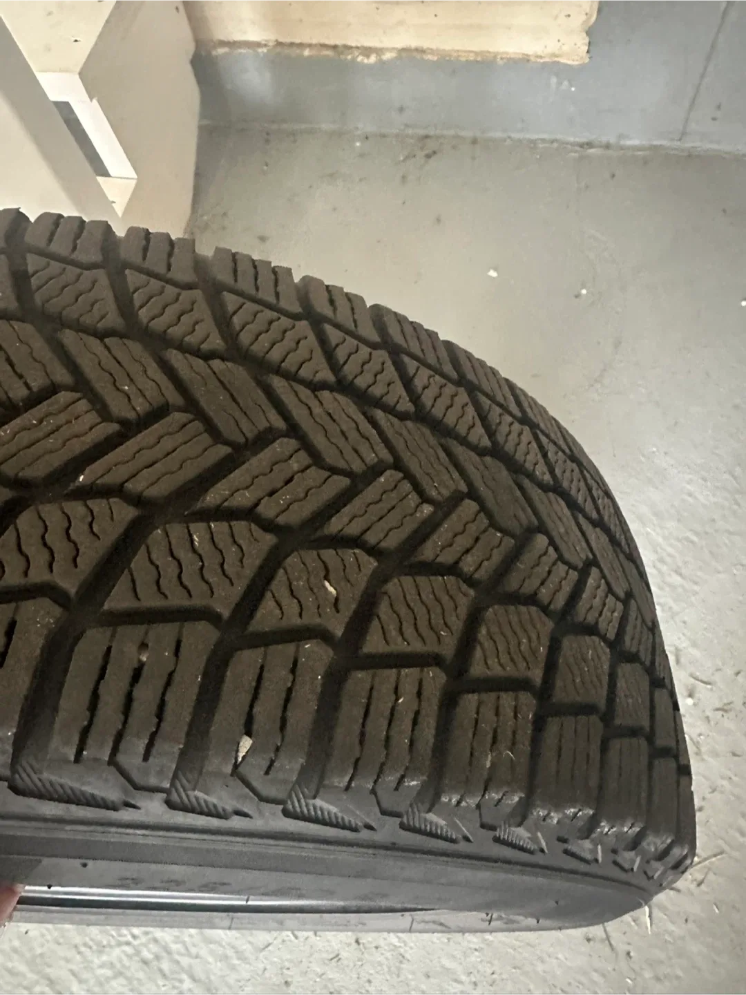 Michelin 225/60 R17 Winter Tires - set of 4 - excellent tread image indicator(3)