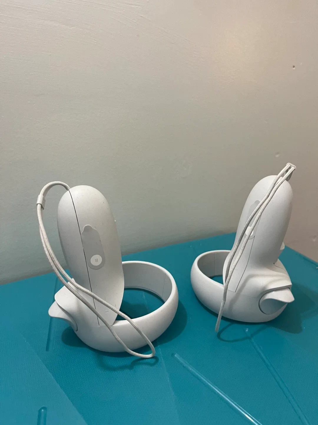 Meta Quest 2 VR Headset image indicator(5)