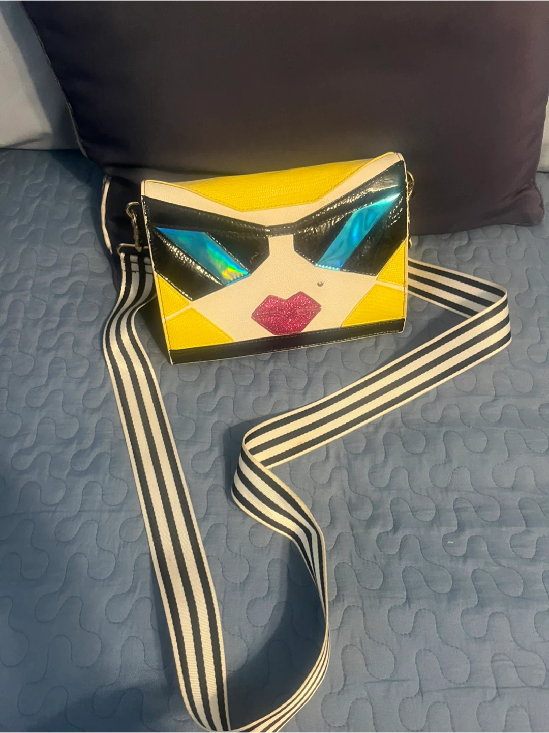 Betsey Johnson Retro lady Crossbody Bag - photo 2