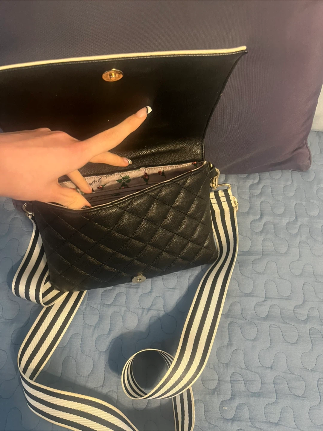 Betsey Johnson Retro lady Crossbody Bag - photo 5