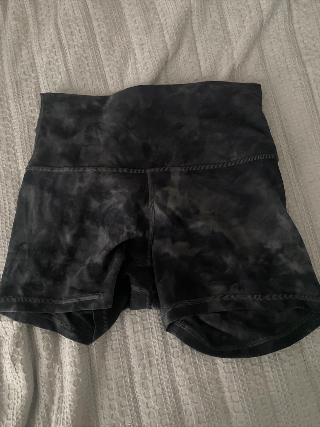 Lululemon Align Shorts - Size 6