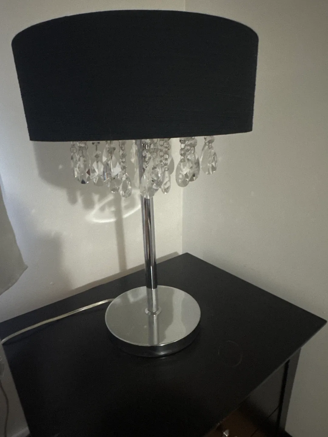 Black Crystal Accent Table Lamp image indicator(2)