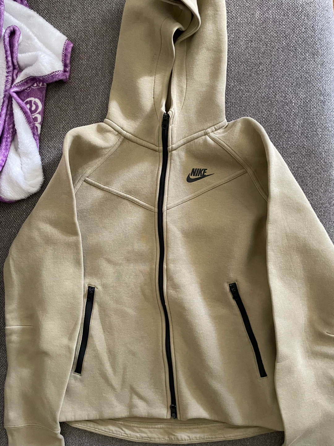 Nike Tech Fleece Set - Hoodie & Pants