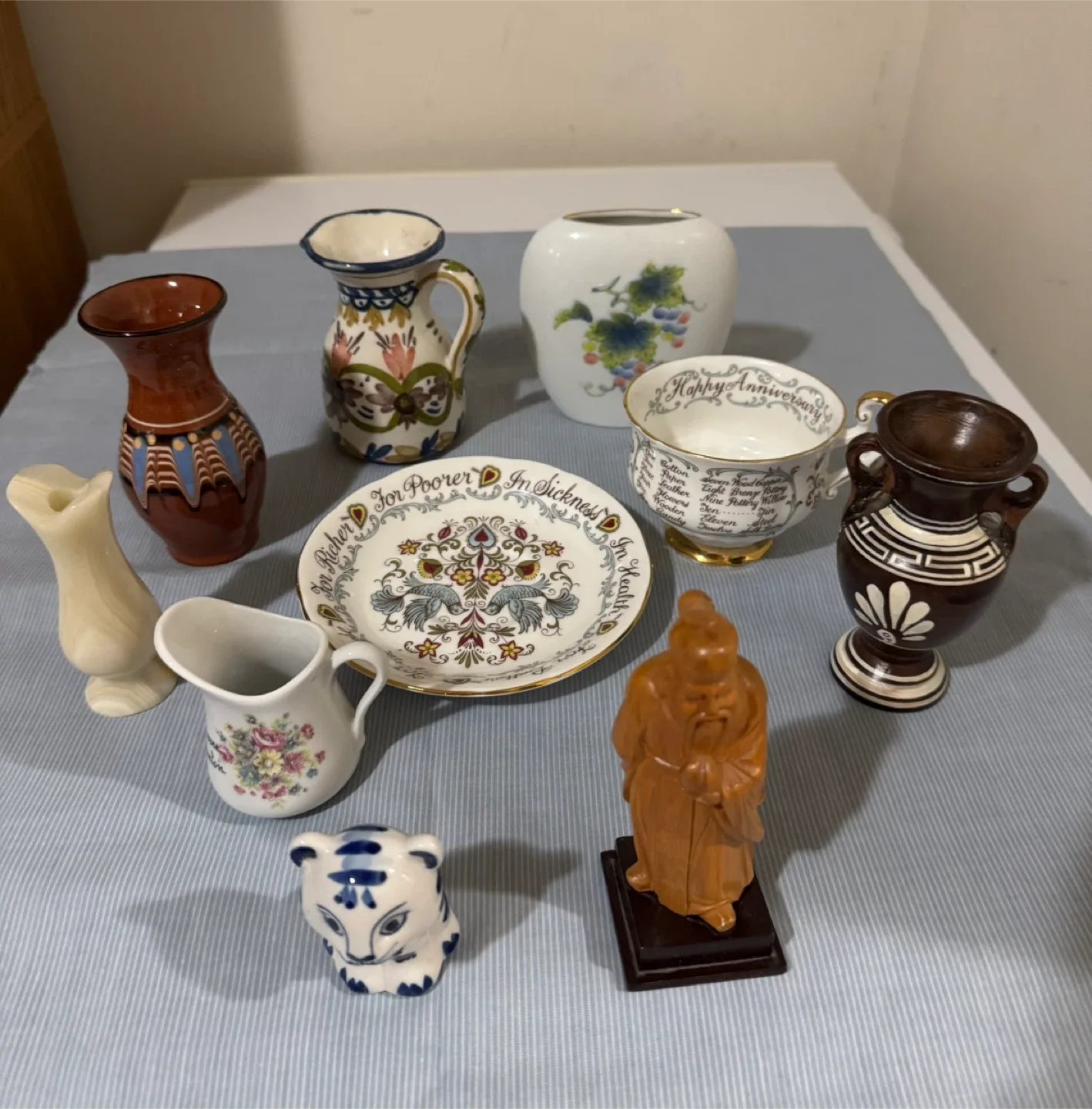 10 pieces Assorted Decorative Vases & Plate thumbnail