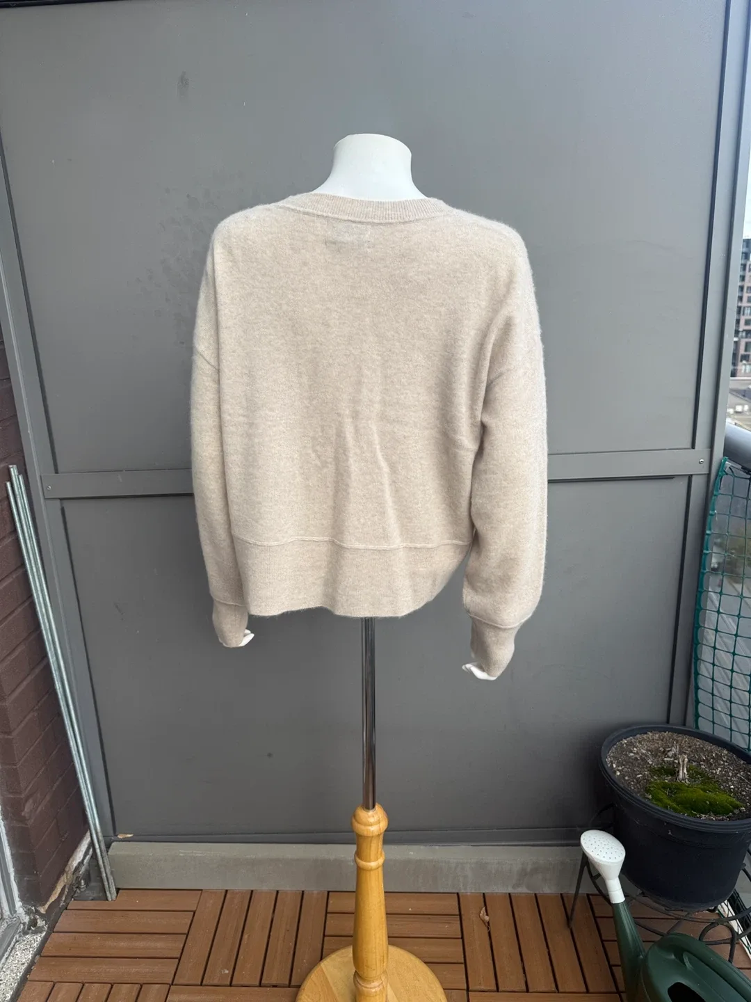 Rachel Zoe 100% Cashmere Sweater - XL image indicator(3)