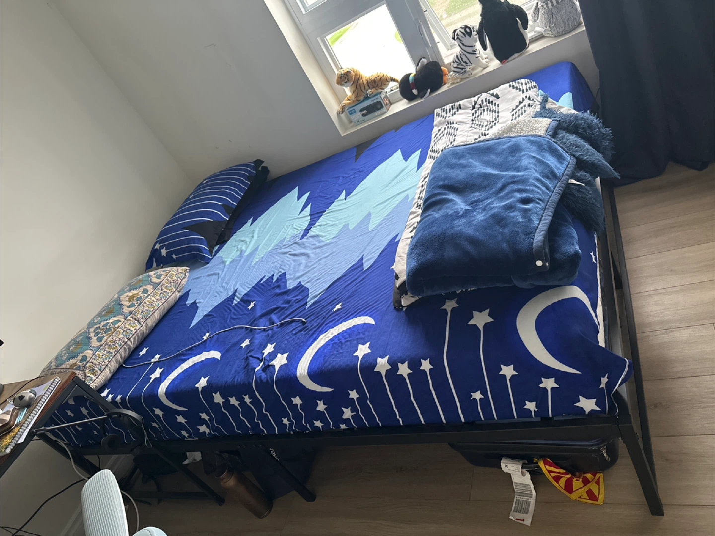 Double size bed frame and mattress - photo 2