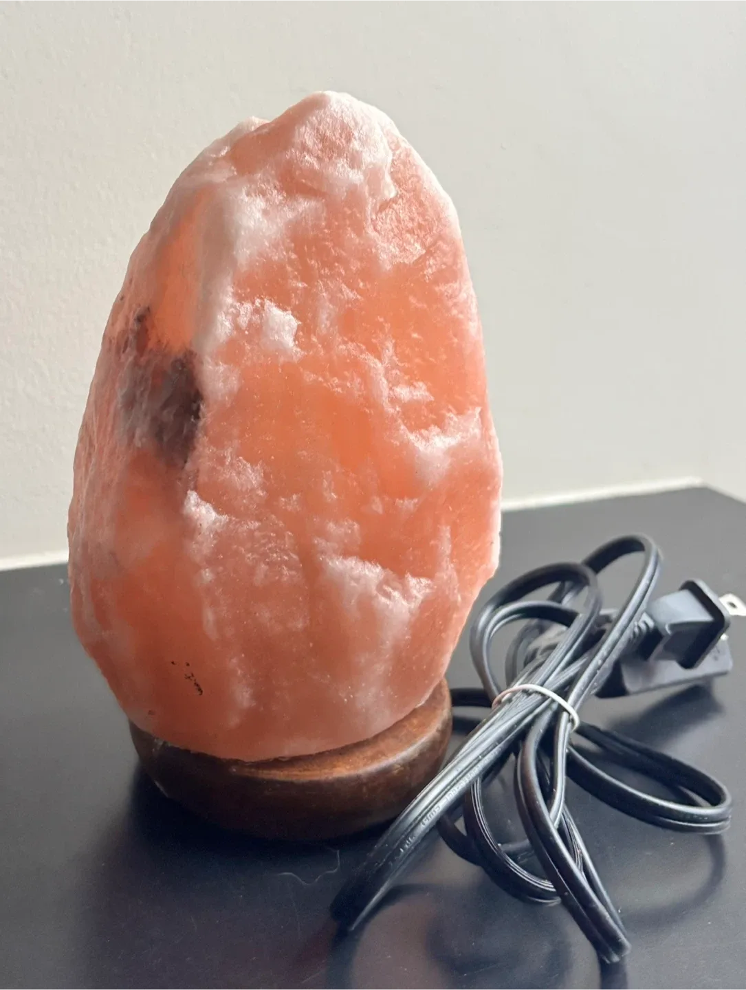 Himalayan Salt Lamp with Wood Base image indicator(2)