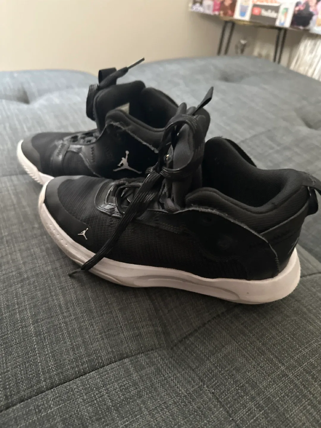 Jordan BQ3451-001 Black Shoes - Size 6Y image indicator(3)