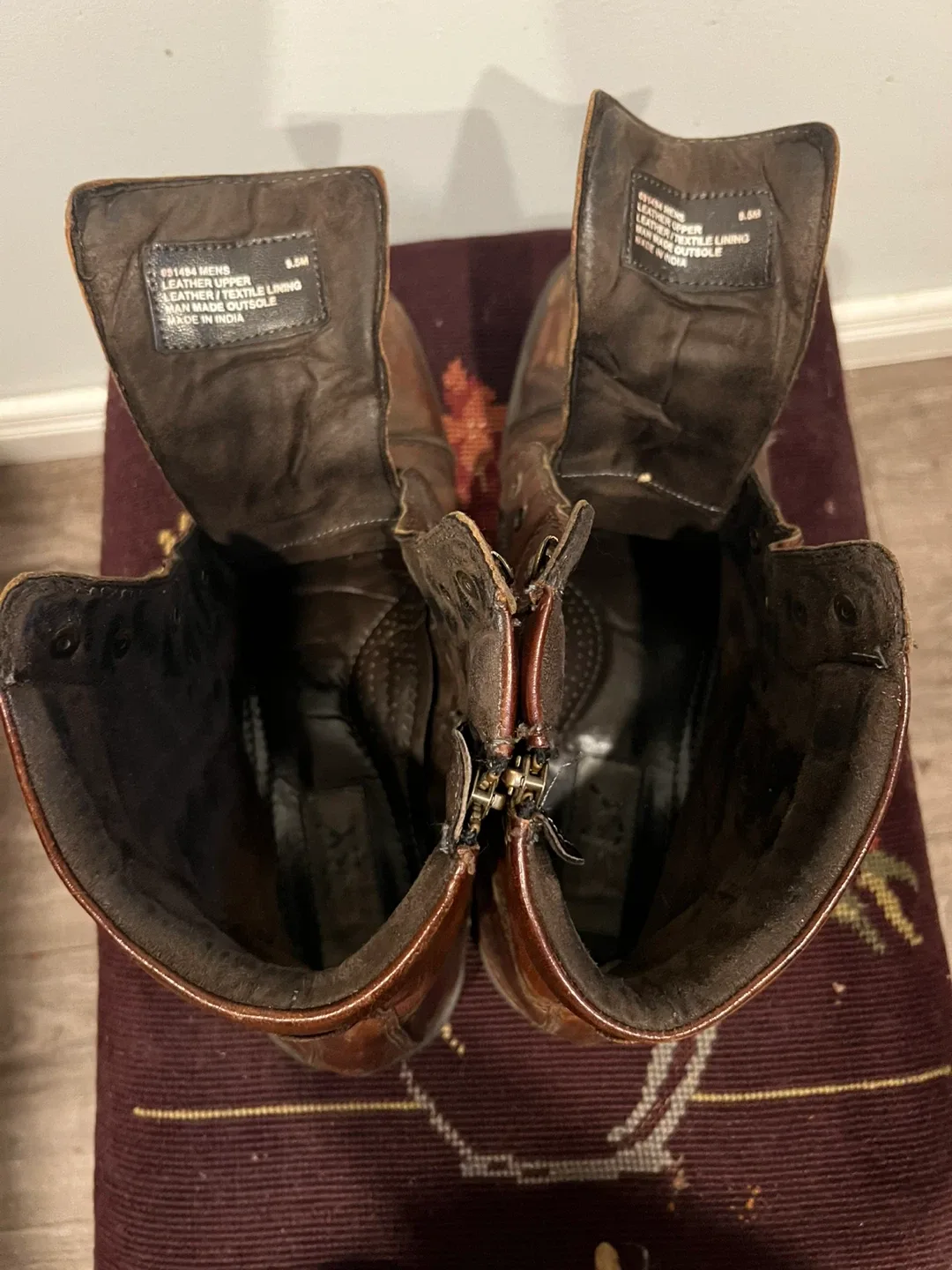 Men's Brown Leather Boots - Size 9.5 image indicator(7)