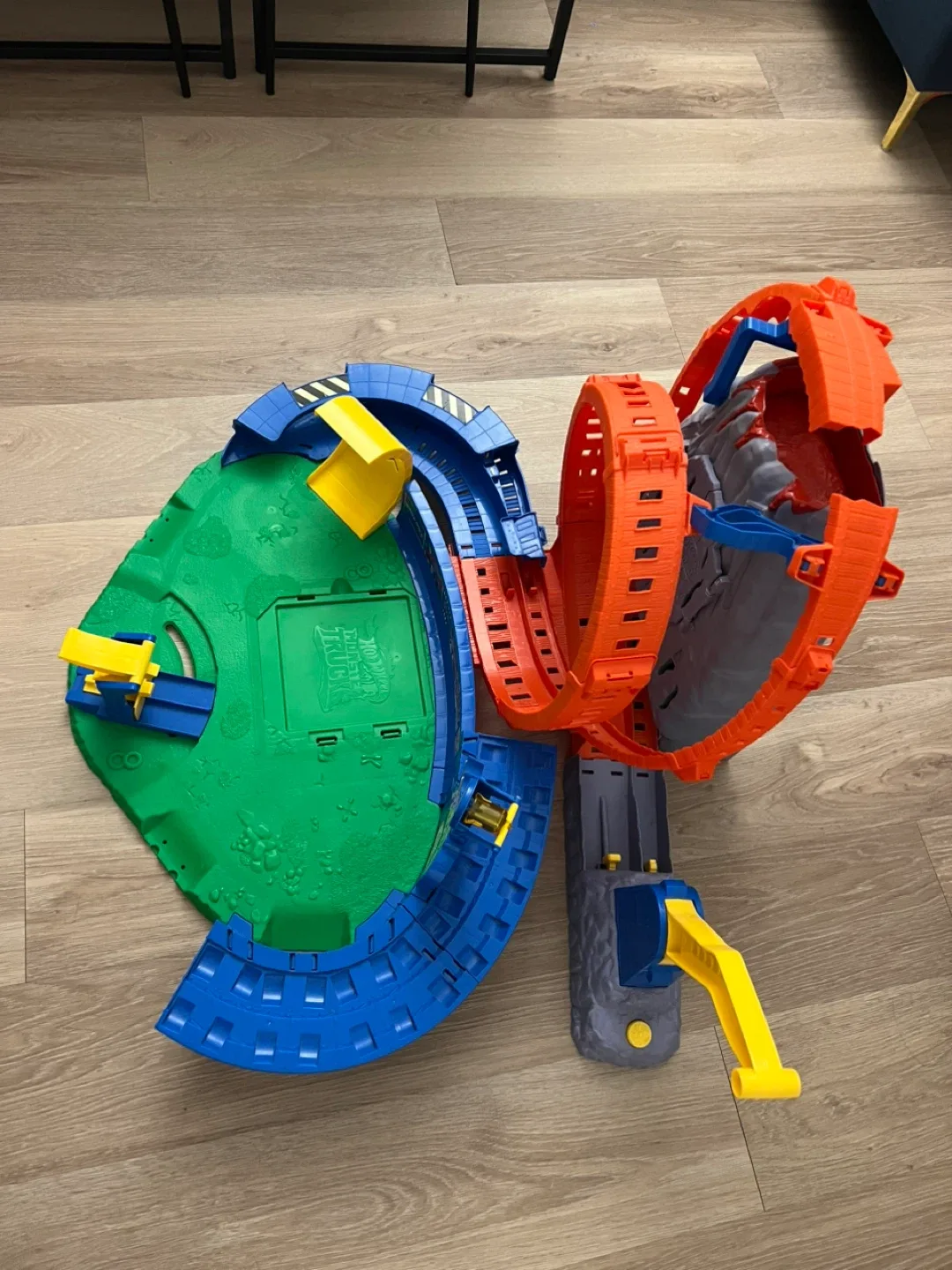 Hot Wheels Monster Trucks Arena Playset image indicator(2)