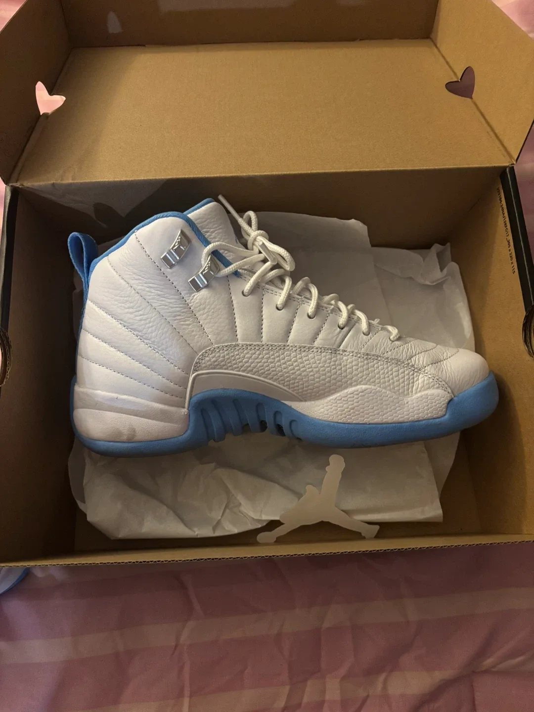 Air Jordan 12 Retro UNC White/University Blue image indicator(2)