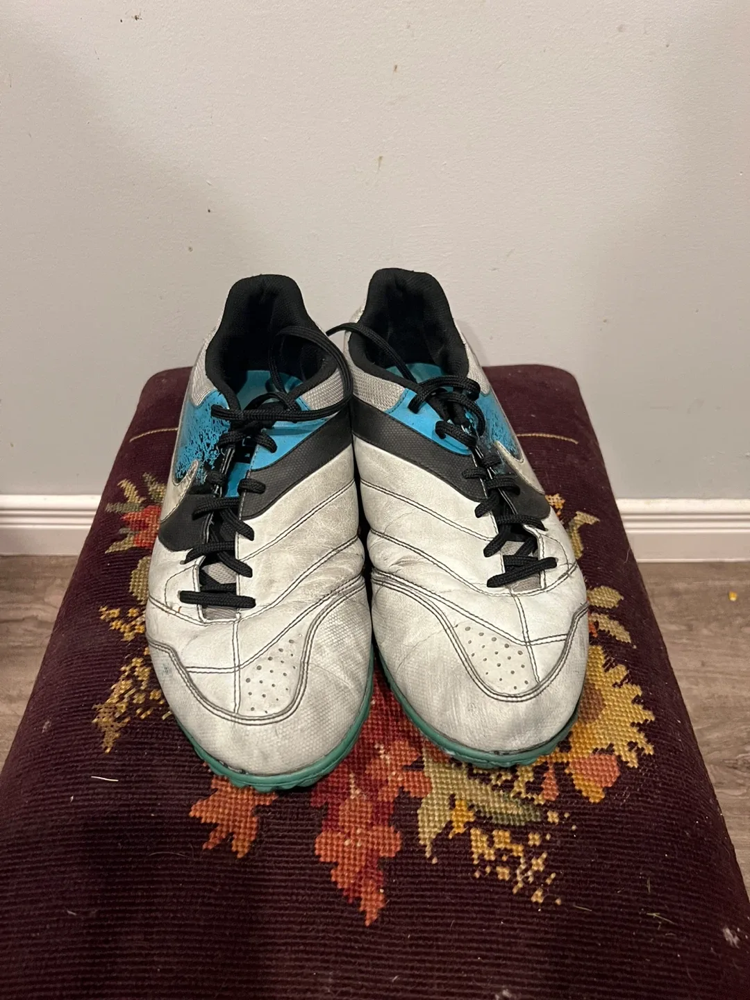 Nike Soccer Cleats thumbnail