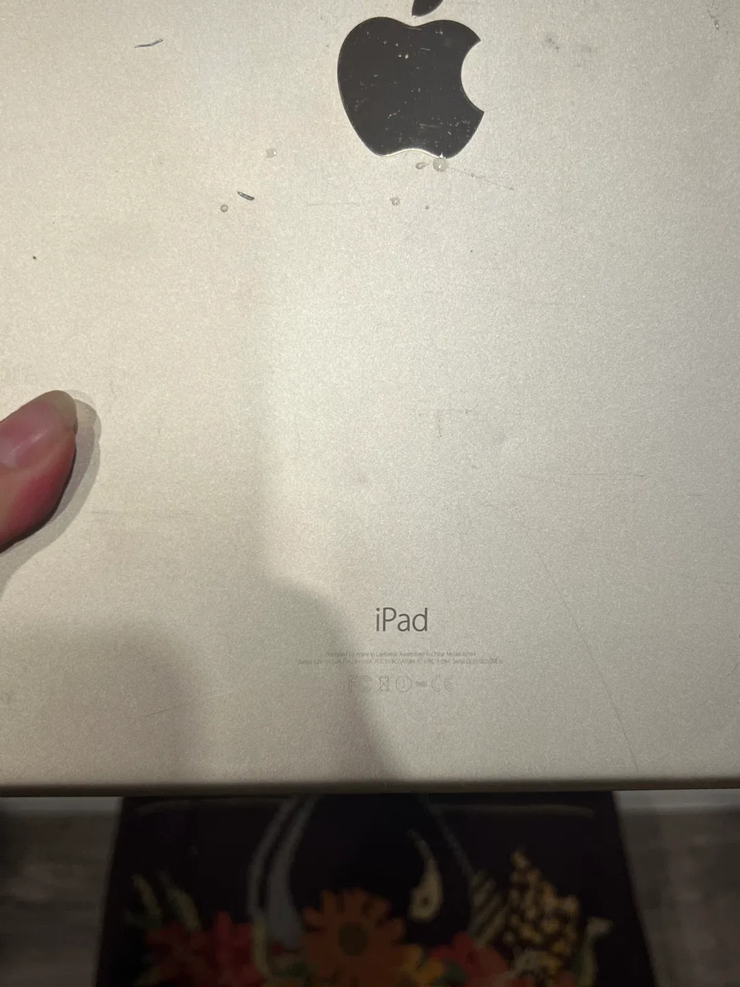 Apple iPad - Gold image indicator(3)