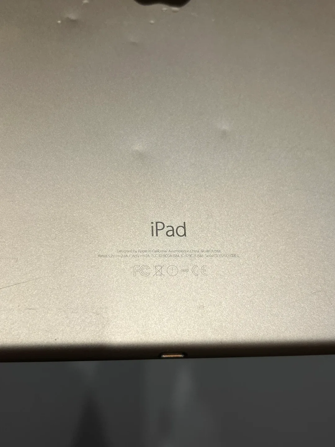 Apple iPad - Gold image indicator(4)