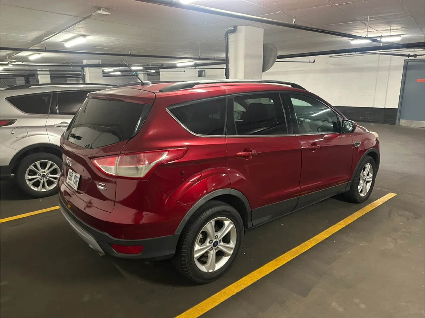 2015 Ford Escape SUV - Red image indicator(7)