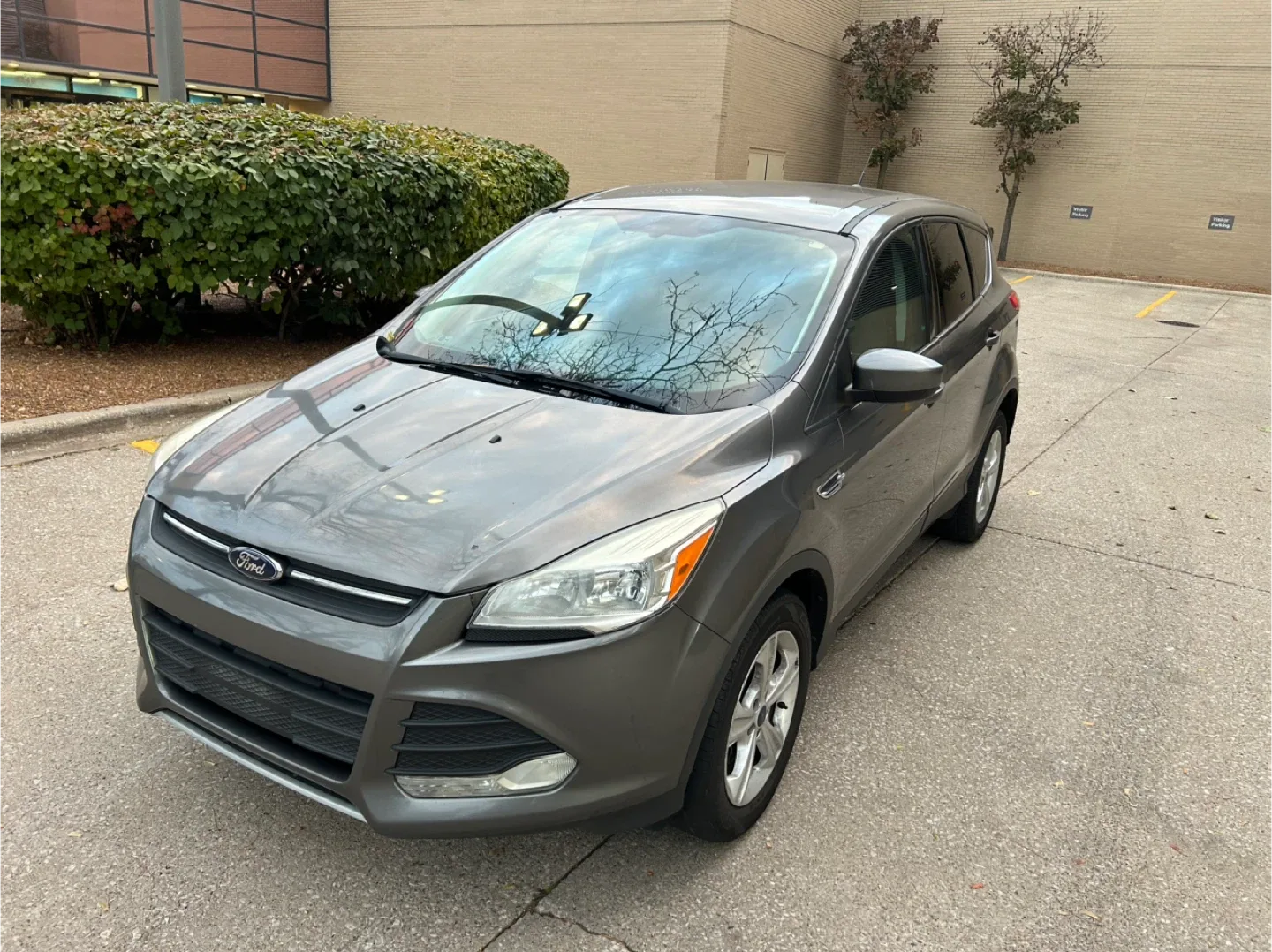 2014 Ford Escape SE Sport SUV 4D image indicator(2)