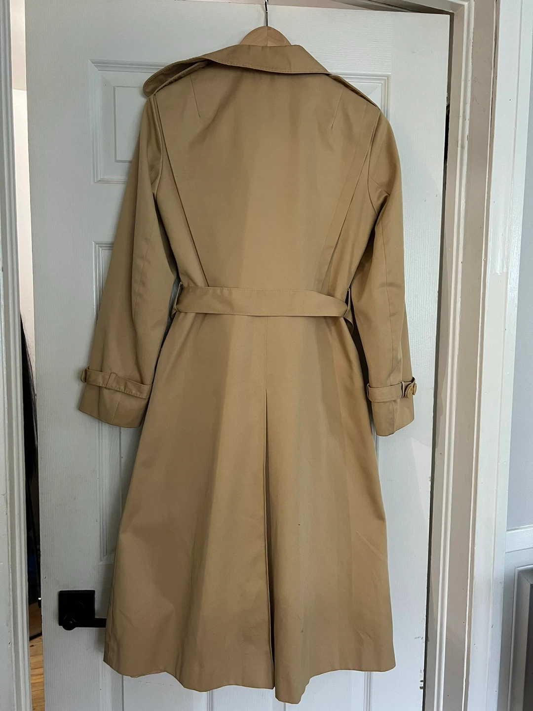 Vintage Tan Trench Coat - photo 3