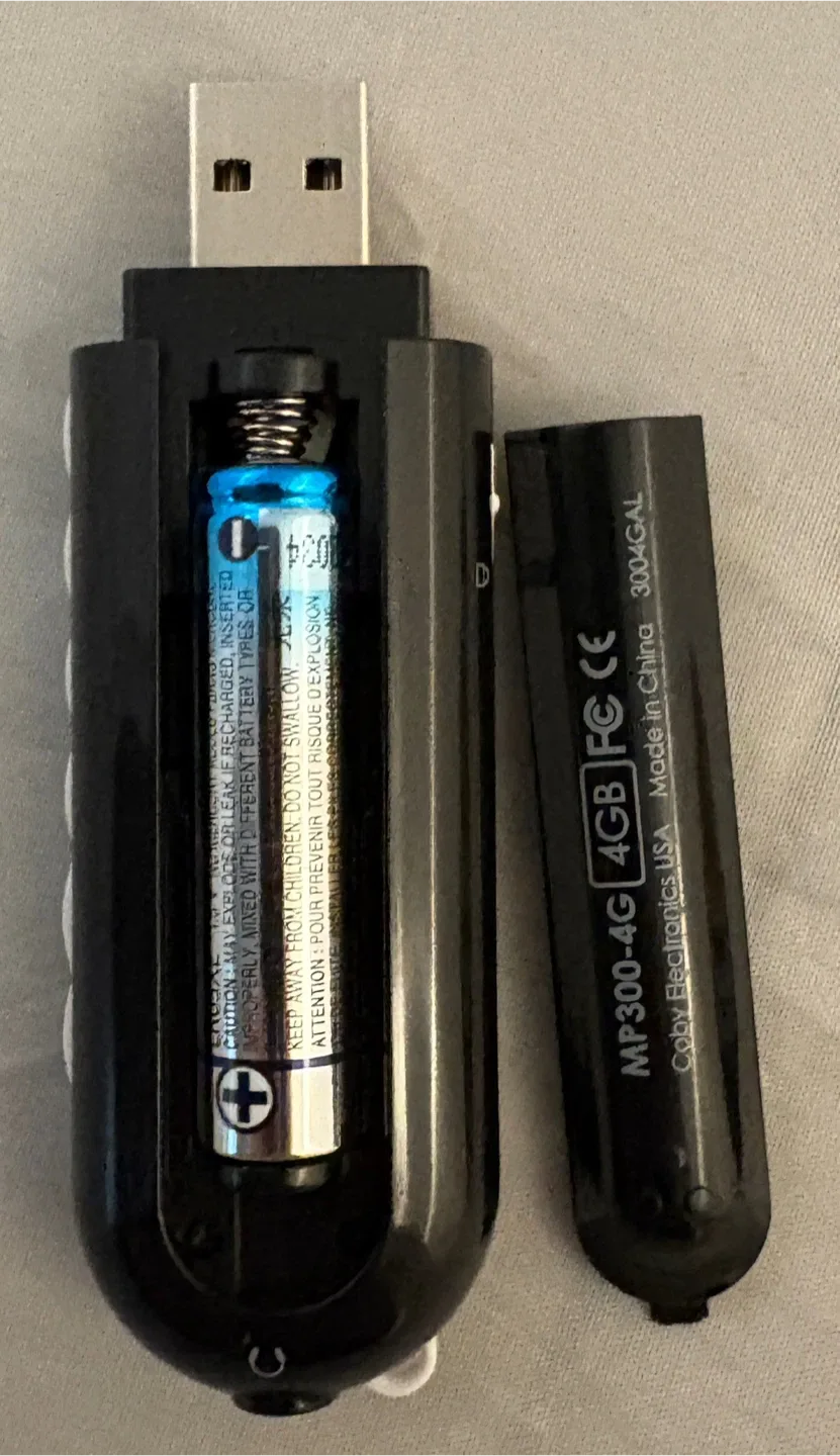 Coby MP300-4G Digital Music Player image indicator(3)