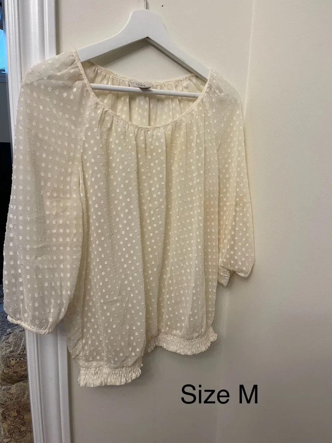 Mixed Clothing Lot: Skirt L, Blouse M, Jeans 6, 14UK, 12