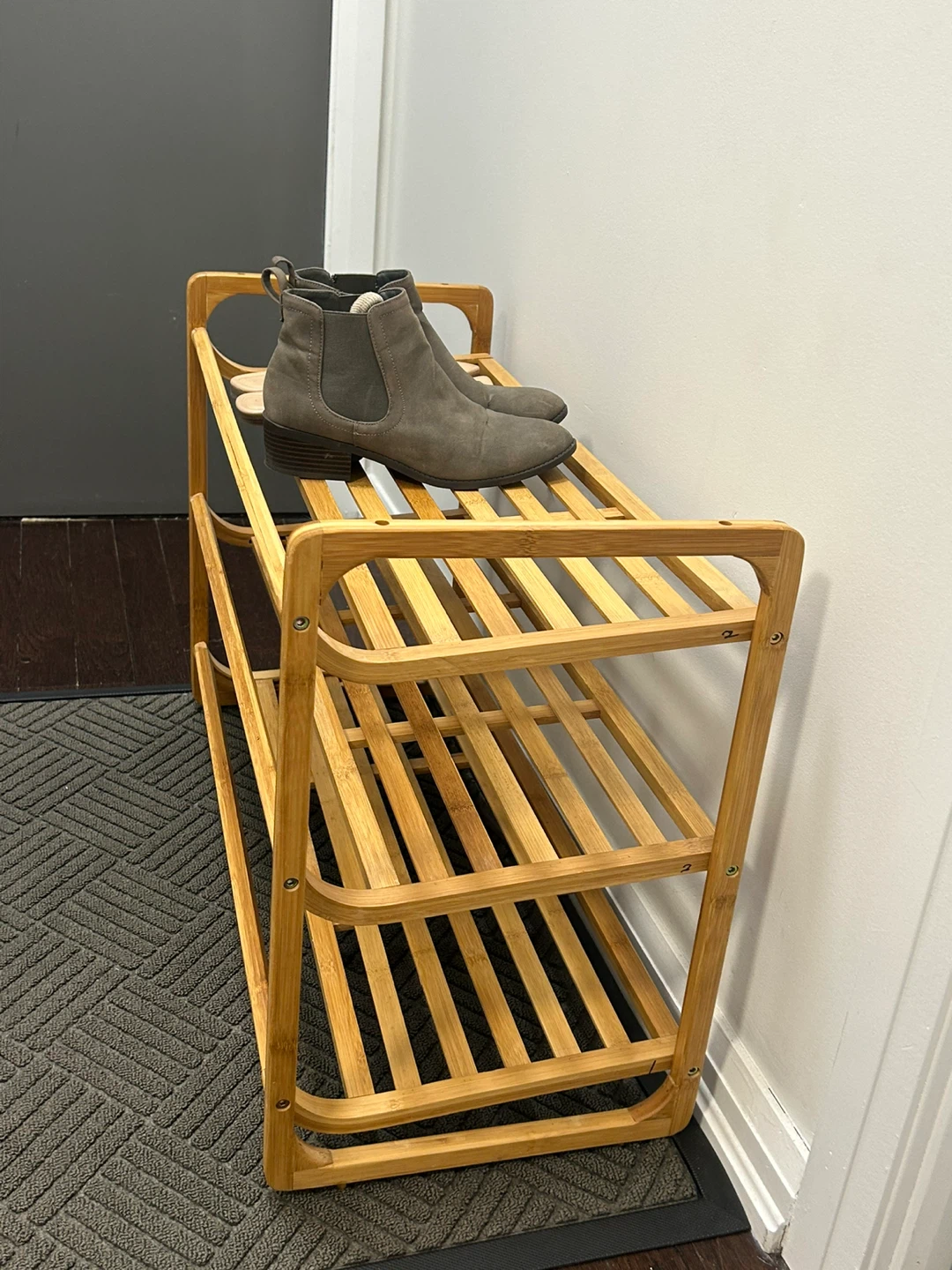 Bamboo shoe rack excellent condition - photo 2