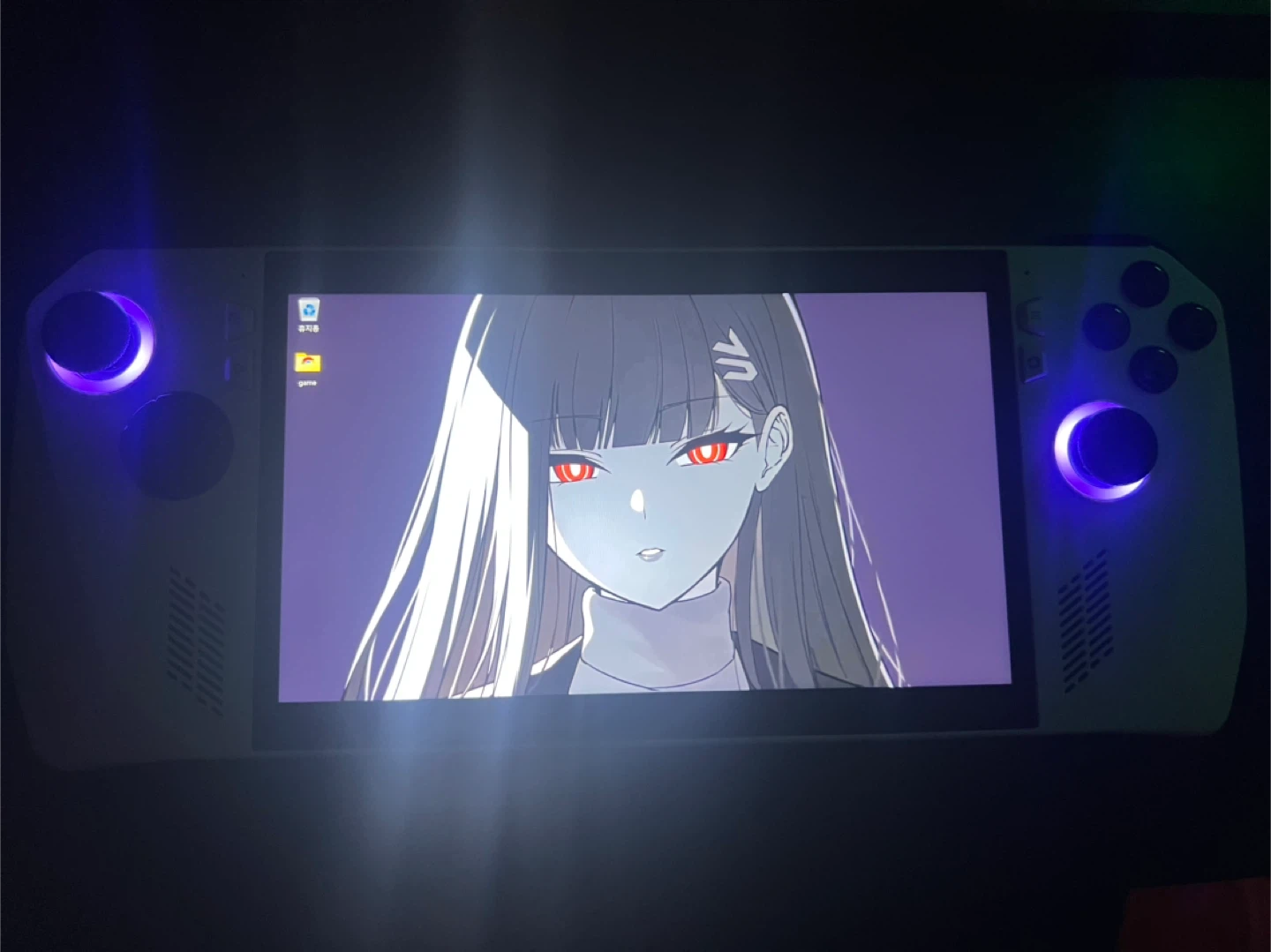 ASUS ROG Ally - photo 2