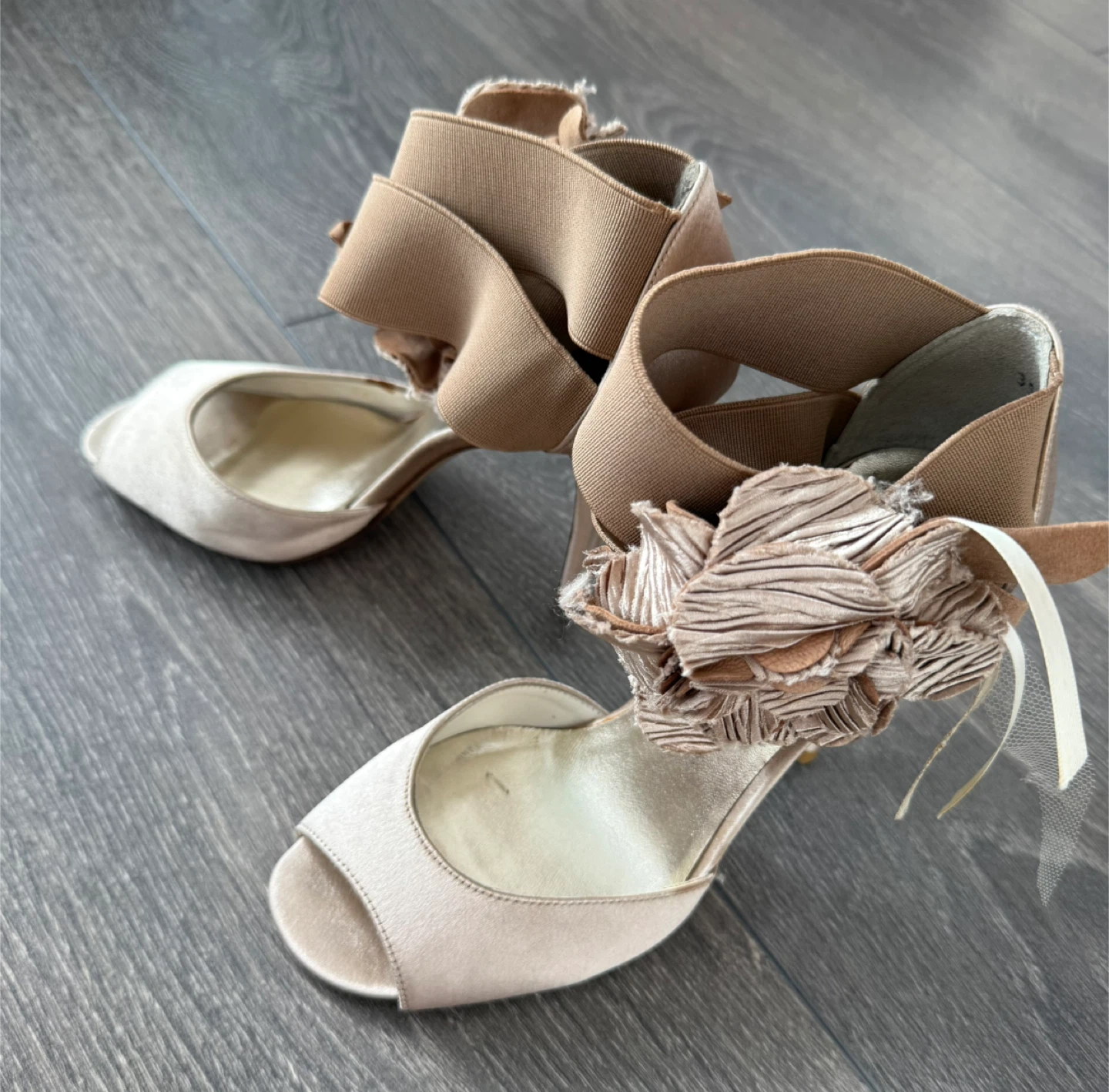 STUART WEITZMAN- Size 35 - photo 4