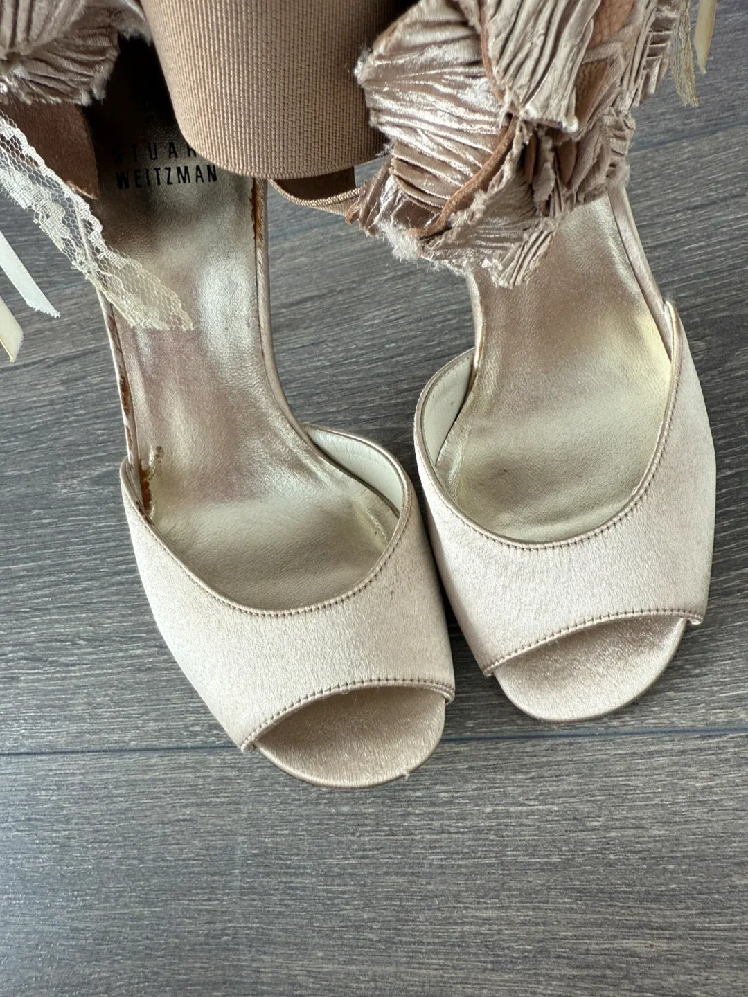 STUART WEITZMAN- Size 35 image indicator(10)