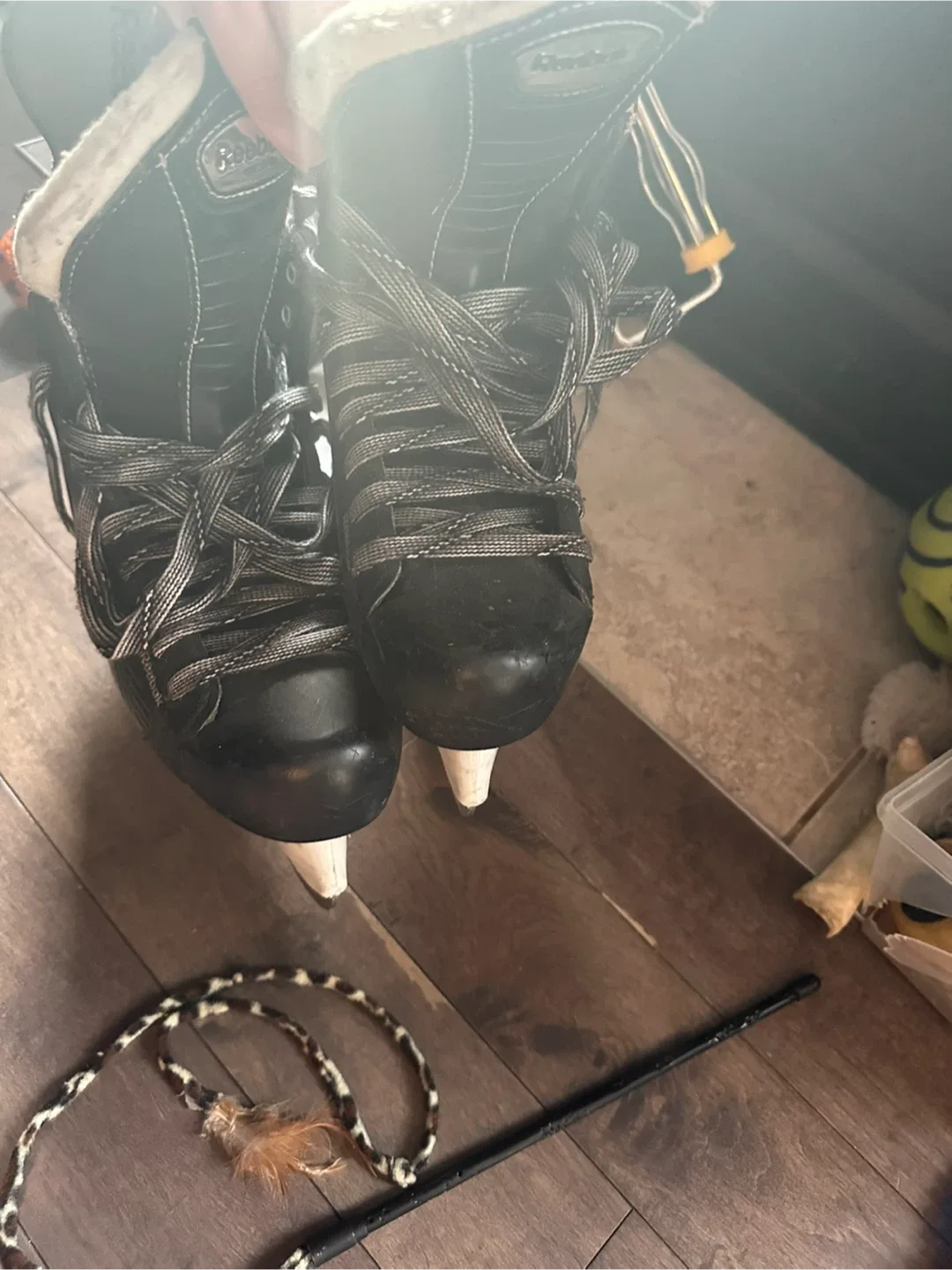 Reebok Ice Hockey Skates - Size 8 image indicator(3)
