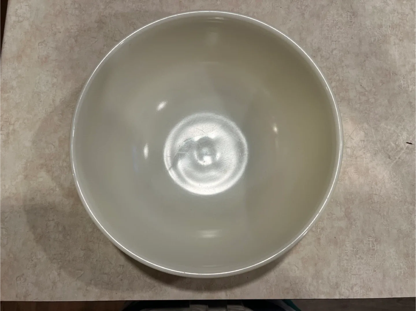 Pyrex Yellow Mixing Bowl image indicator(3)