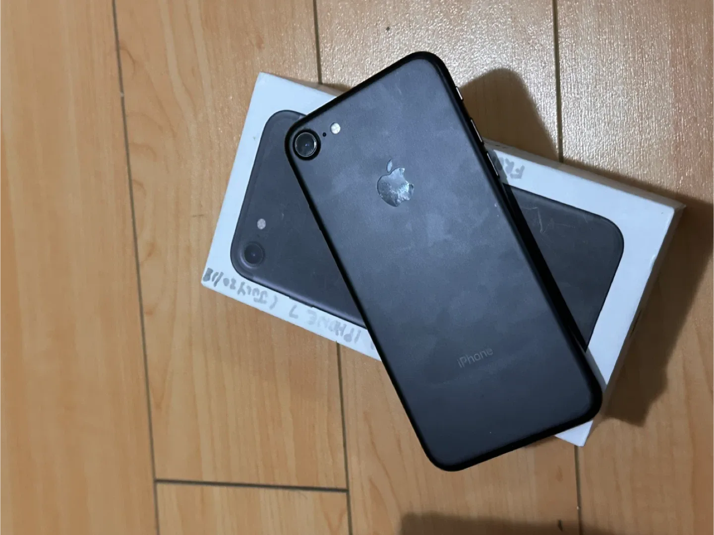 New iPhone 7 Black image indicator(7)