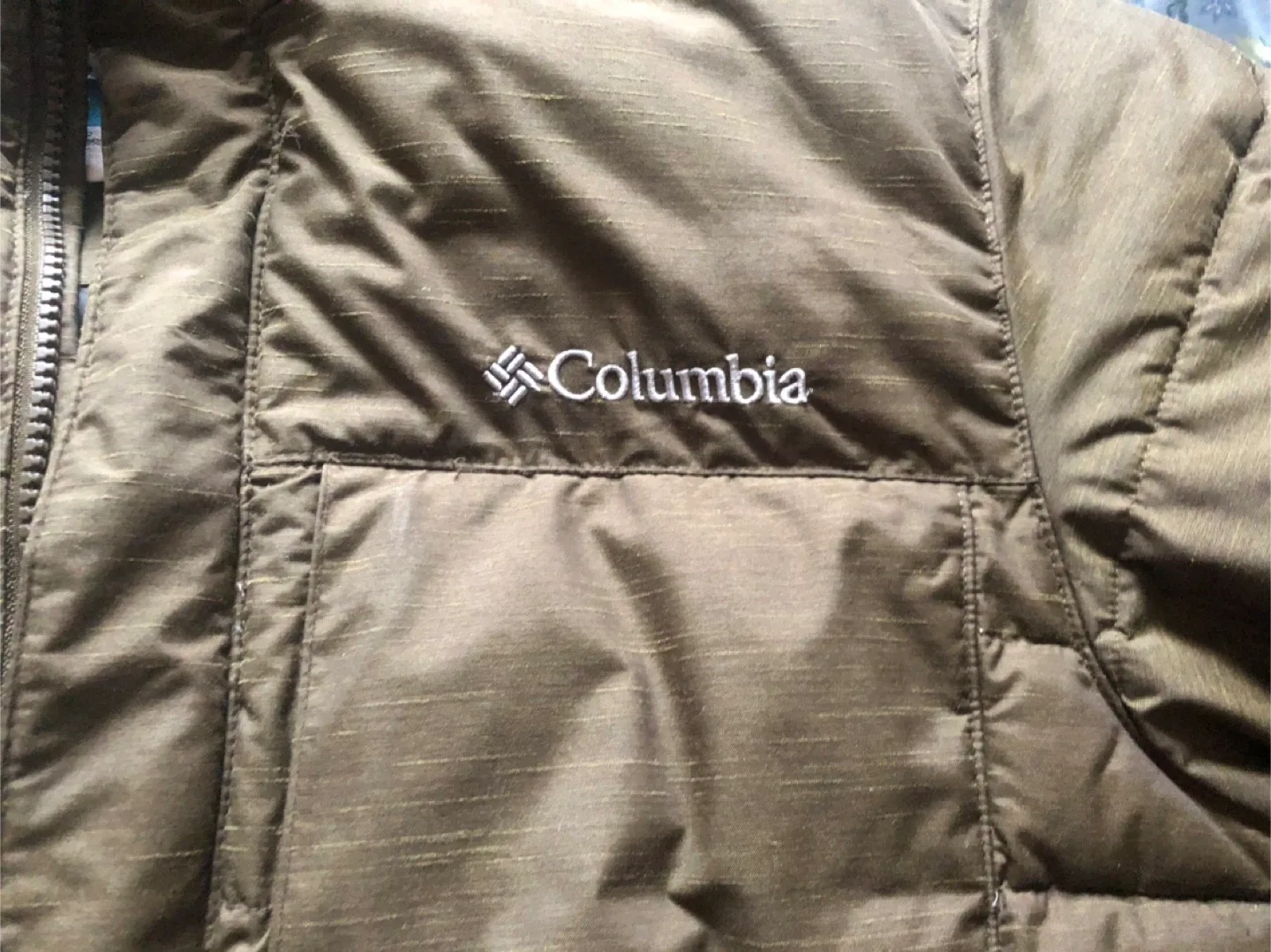 Columbia Puffer Jacket, Size Small image indicator(2)