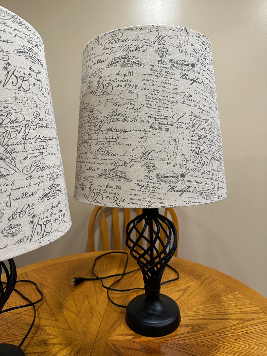 Beautiful Pair of Table Lamps (CAN DELIVER) image indicator(6)