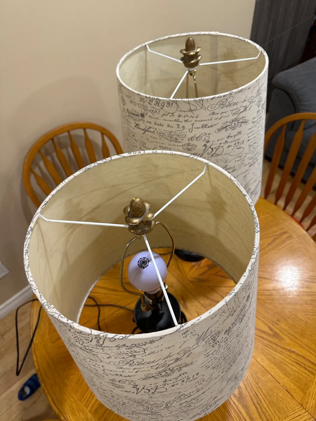 Beautiful Pair of Table Lamps (CAN DELIVER) image indicator(8)