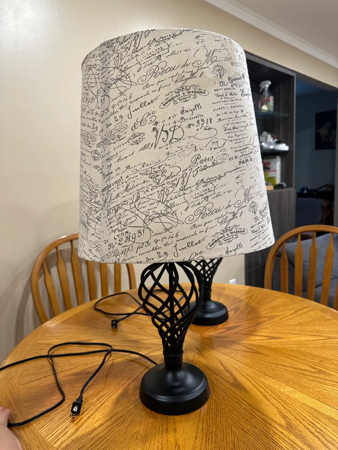 Beautiful Pair of Table Lamps (CAN DELIVER) image indicator(7)